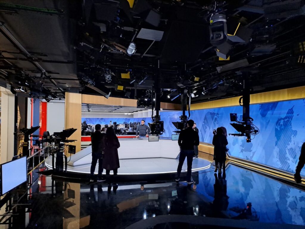 Billede 24 fra TV2, TEGLHOLMEN, KØBENHAVN, RUNDVISNING