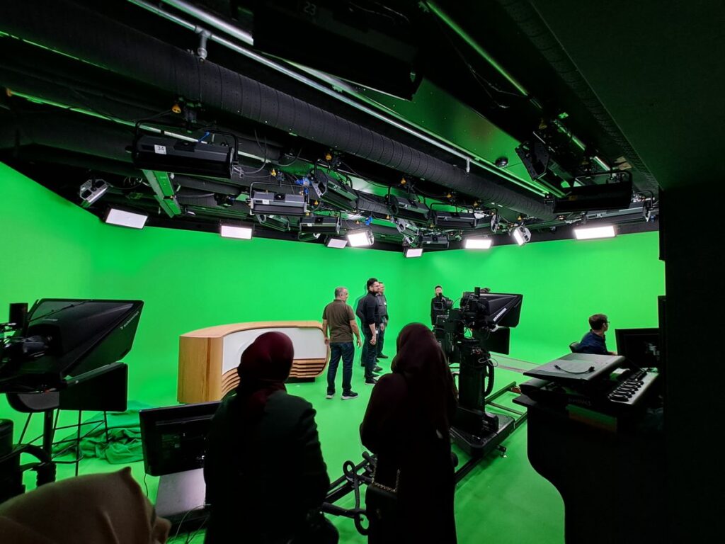 Billede 8 fra TV2, TEGLHOLMEN, KØBENHAVN, RUNDVISNING