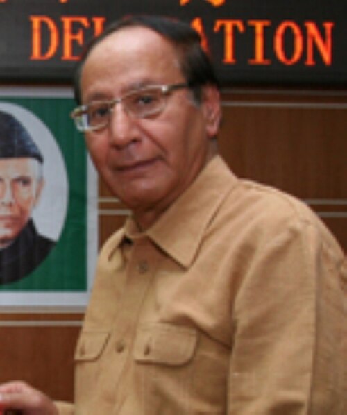 Portræt af Chaudhry Shujaat Hussain